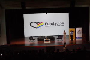 “Empodérate y haz realidad tus sueños”: Así se vivió el evento ‘Mujeres que si transforman’ - foto 2