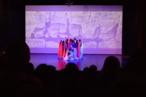 Auditorio lleno y conexión total: “Fragmentos” conmueve en una noche inolvidable 🌟 - foto 1