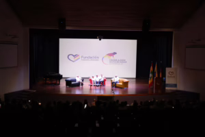 Así se vivió el Conversatorio “Memorias del Aula” - foto 3