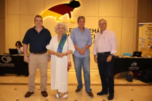 Expertos analizaron los desafíos económicos y comerciales de Colombia en Diálogos por Colombia - foto 3